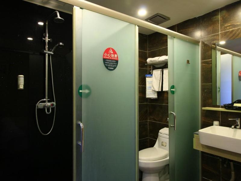 Greentree Inn Wenzhou Lucheng Xiaonanmen Express Hotel Exteriör bild