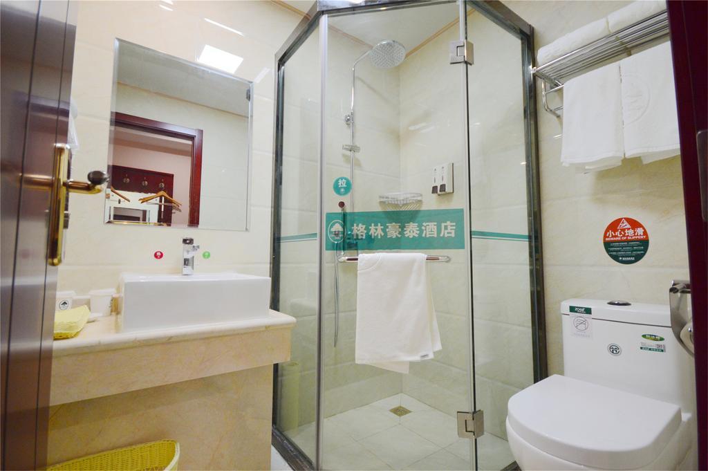 Greentree Inn Wenzhou Lucheng Xiaonanmen Express Hotel Exteriör bild